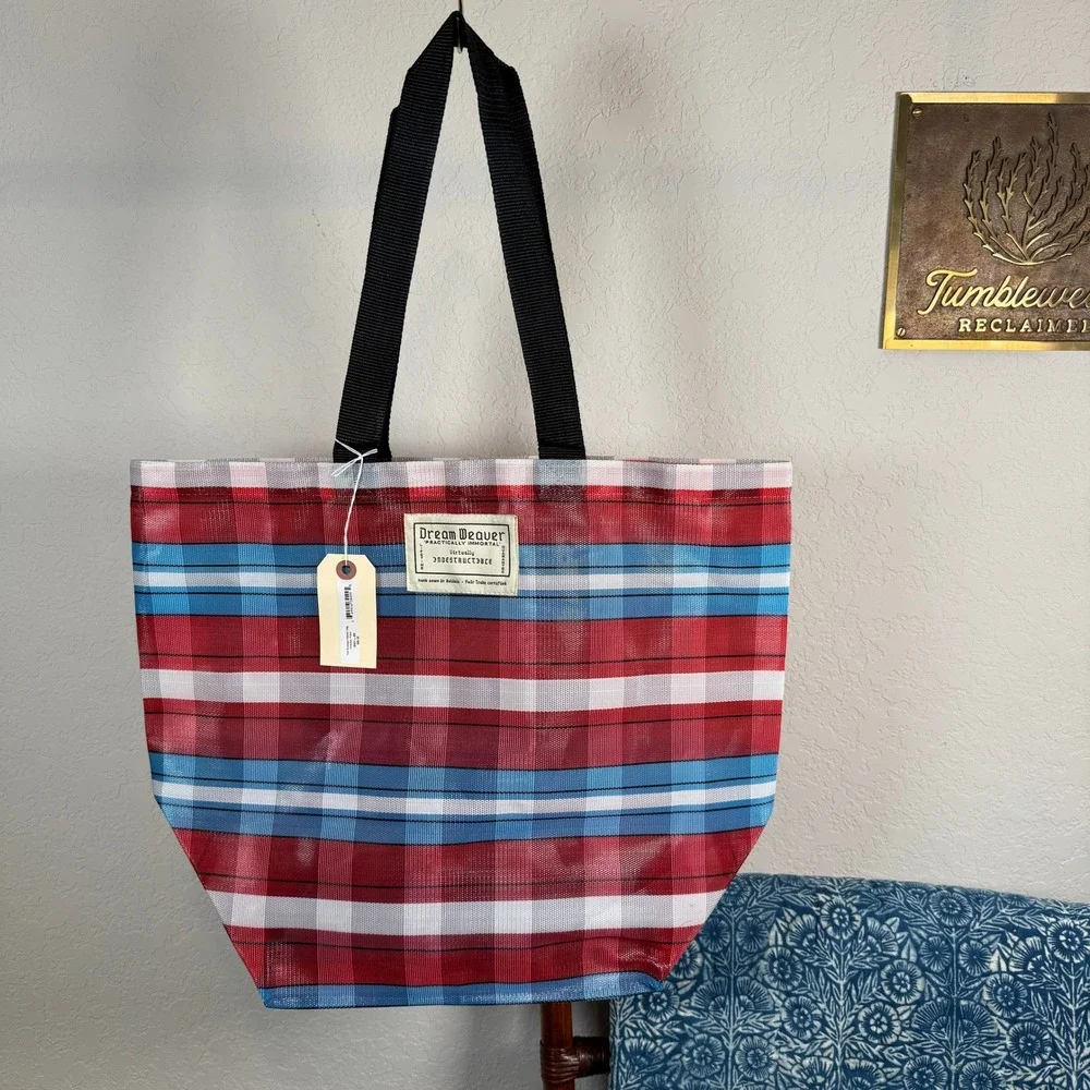 Dream Weaver‎ Bodega Market Bag Red Blue Plaid Woven Mesh Tote Fair Trade NWT